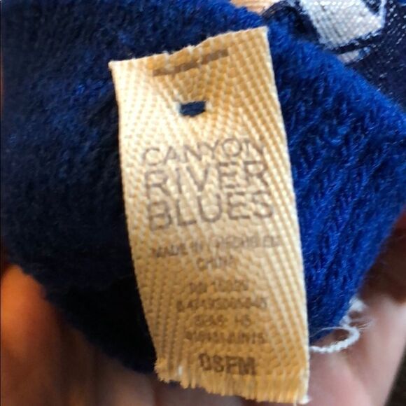 3/$15 or 5/$20 Boys OSFM sports gloves - Picture 3 of 3